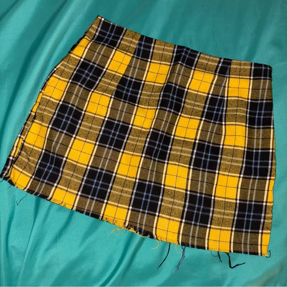 plaid skirt